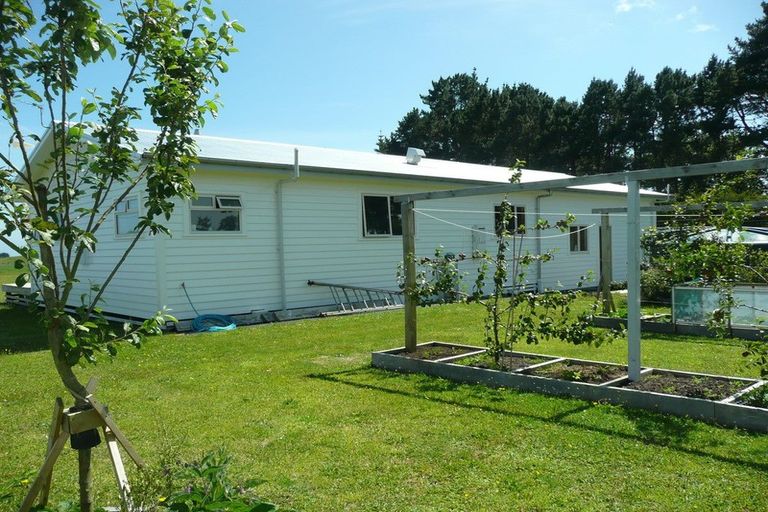 Photo of property in 636 Inland Road North, Onaero, Waitara, 4383
