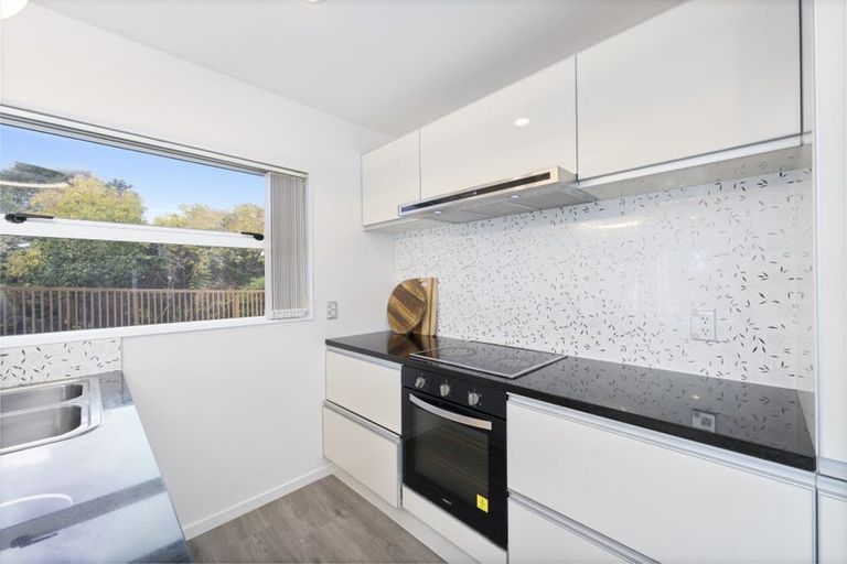 Photo of property in 1a Miro Street, New Lynn, Auckland, 0600