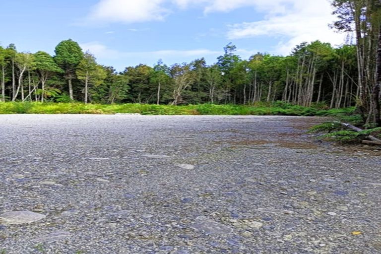Photo of property in 5 Sadler Place, Kumara Junction, 7882