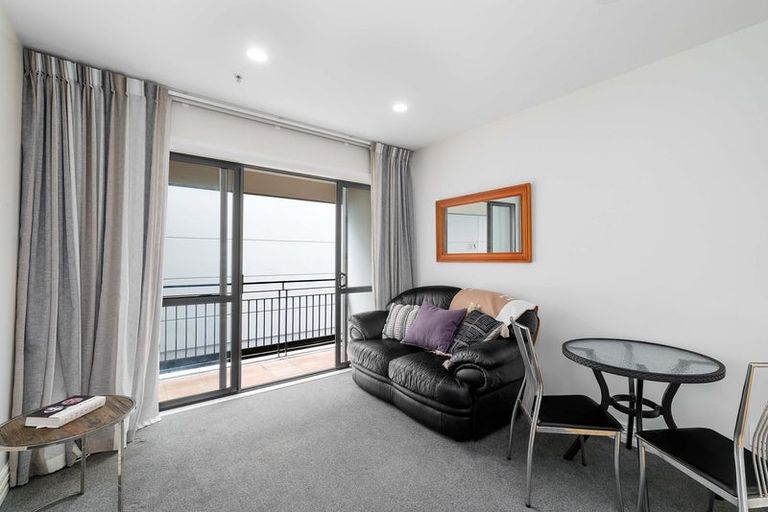 Photo of property in West Fitzroy, 2a/66 Armagh Street, Christchurch Central, Christchurch, 8013