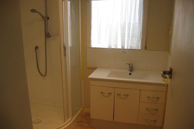 Photo of property in 14 Humphries Street, Greytown, 5712