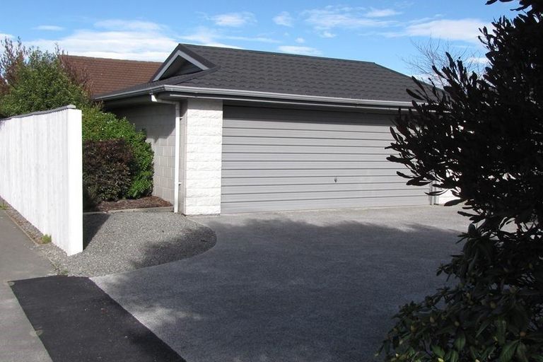 Photo of property in 155 Maidstone Road, Avonhead, Christchurch, 8042