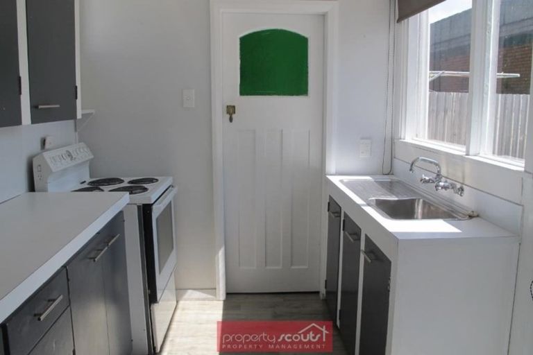 Photo of property in 8 Osmond Street, South Dunedin, Dunedin, 9012