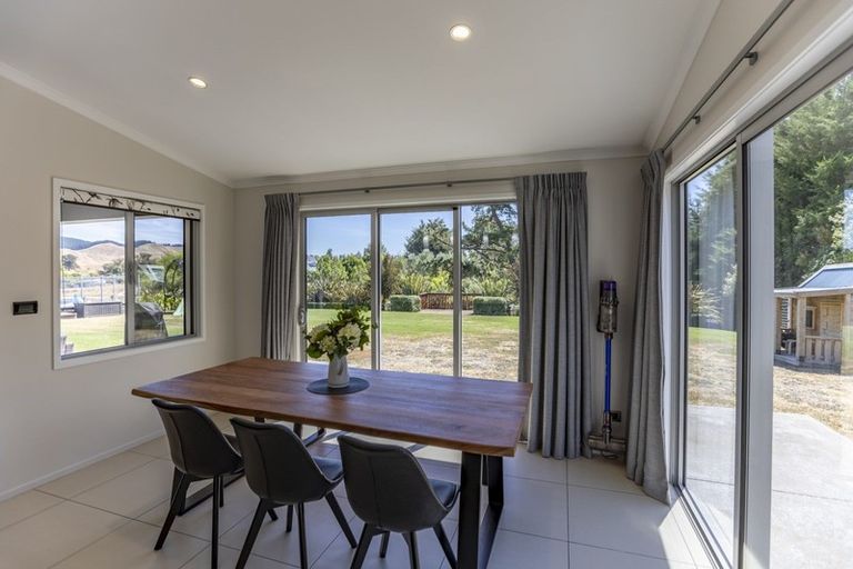 Photo of property in 6a Parkland Drive, Waipawa, 4210