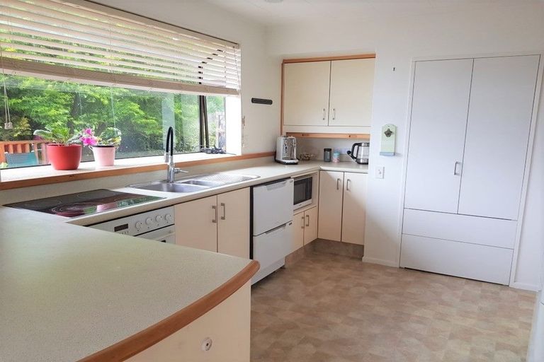 Photo of property in 25 Leeward Drive, Whitby, Porirua, 5024