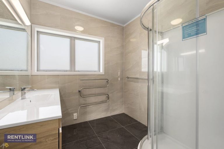 Photo of property in 986 Papamoa Beach Road, Papamoa Beach, Papamoa, 3118