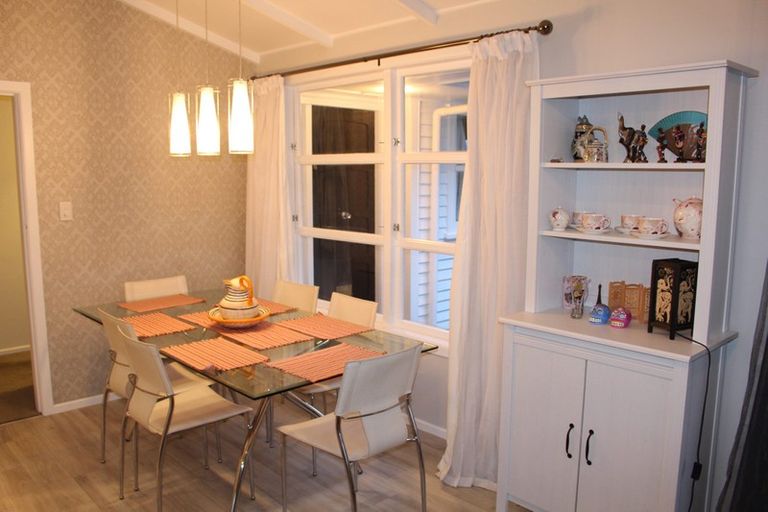 Photo of property in 13 Parkdale Place, Glenview, Hamilton, 3206