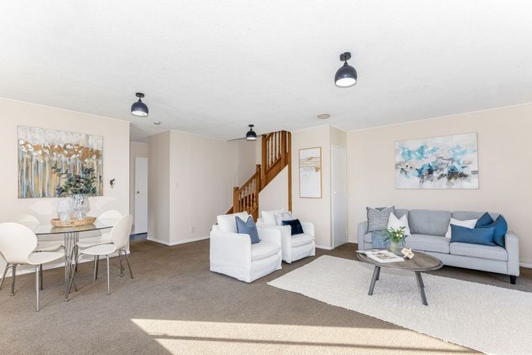 Photo of property in 1/17u Randwick Crescent, Moera, Lower Hutt, 5010