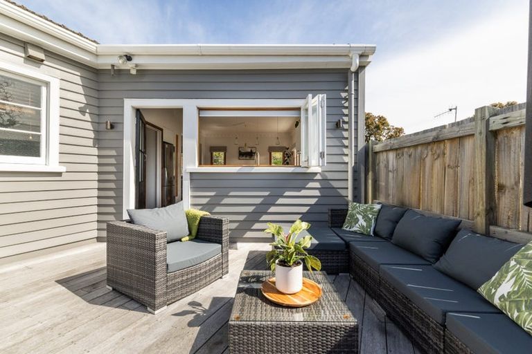 Photo of property in 49 Tom Parker Avenue, Marewa, Napier, 4110