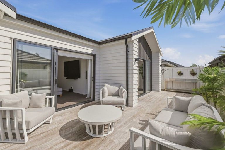 Photo of property in 12 Mida Close, Papamoa Beach, Papamoa, 3118
