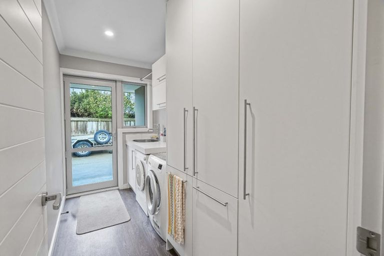 Photo of property in 12 Heaphy Court, Rolleston, 7614