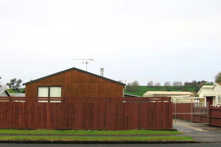 Photo of property in 15 Dalmeny Street, Tokoroa, 3420