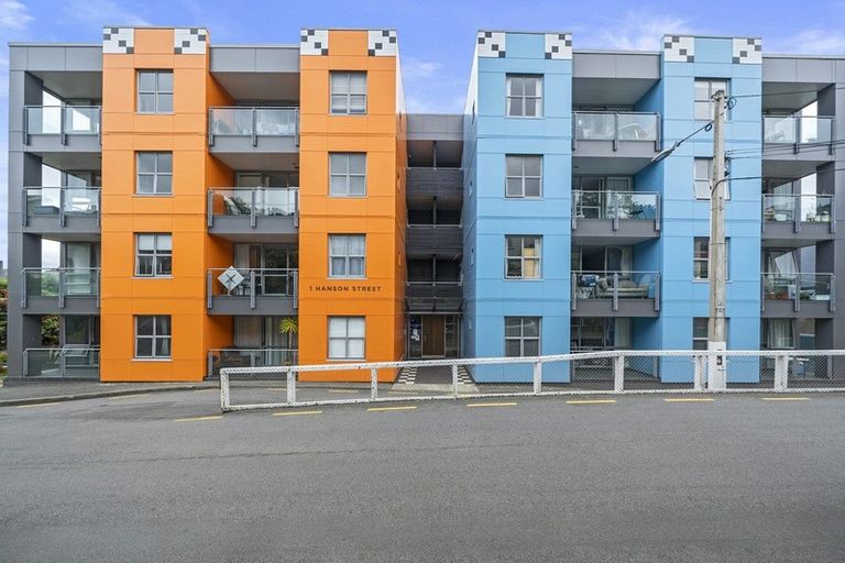 Photo of property in 4c/1 Hanson Street, Mount Cook, Wellington, 6021