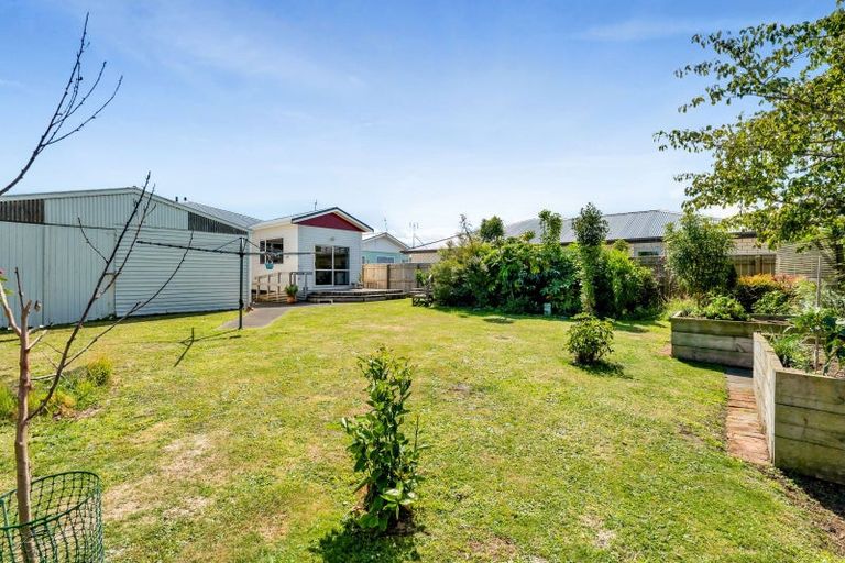 Photo of property in 10 Morrissey Street, Hawera, 4610