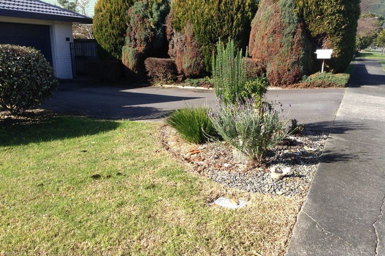 Photo of property in 45 Kapanui Road, Waikanae, 5036