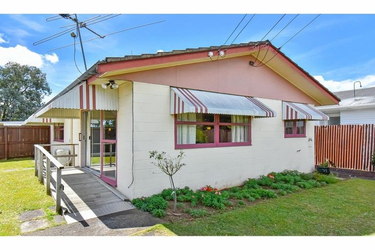 Photo of property in 1/108 Gloucester Road, Manurewa, Auckland, 2102