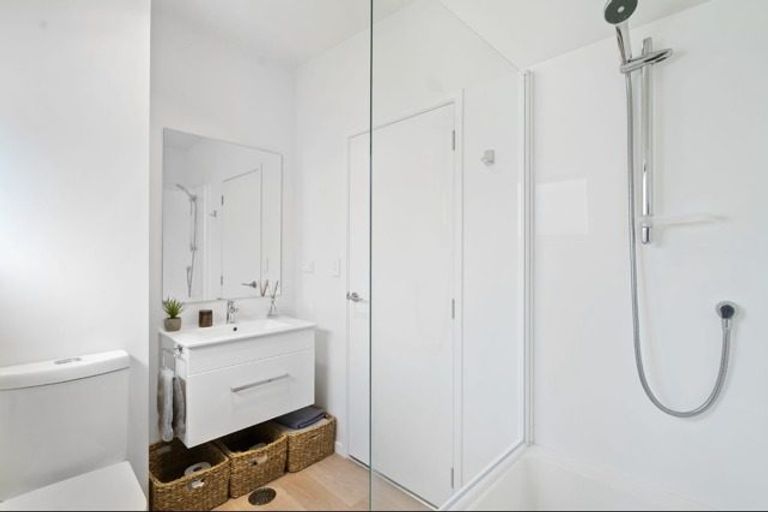 Photo of property in 74d Opaheke Road, Opaheke, Papakura, 2113