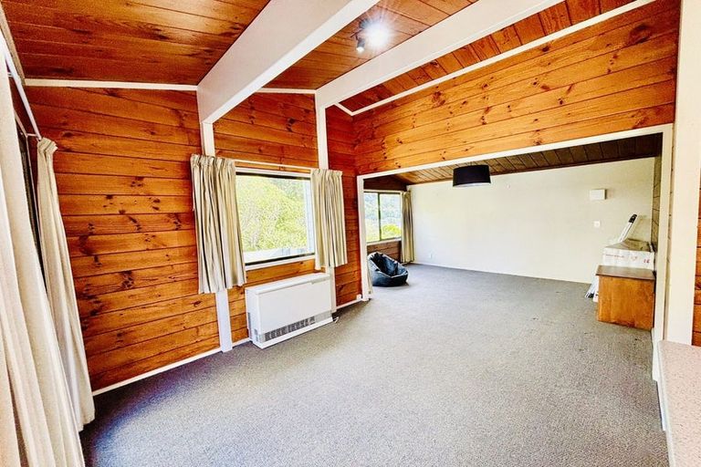 Photo of property in 10 Hicks Close, Whitby, Porirua, 5024