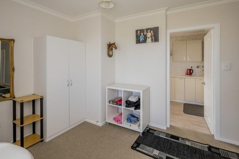 Photo of property in 2 Glen Street, Levin, 5510