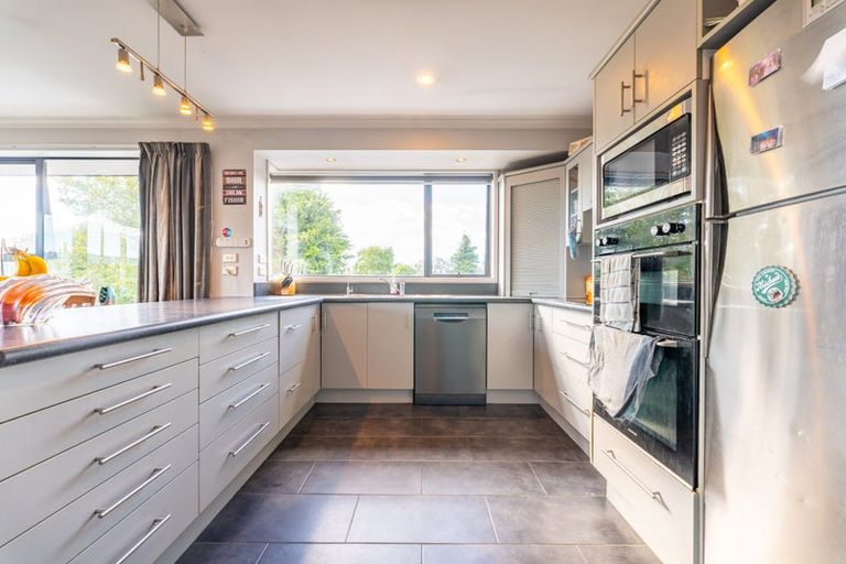 Photo of property in 30 Roseness Street, Palmerston, 9430