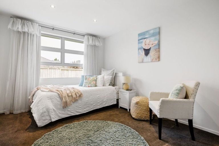 Photo of property in 15 Shalimar Place, Huntington, Hamilton, 3210