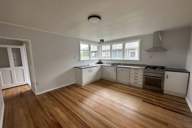 Photo of property in 5 Yeats Crescent, Fairfield, Hamilton, 3214