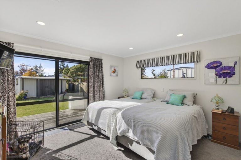 Photo of property in 20 Kowhai Street, Strandon, New Plymouth, 4312