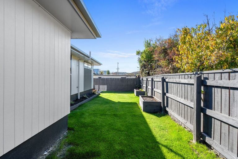 Photo of property in 3/3 Mules Street, Stoke, Nelson, 7011