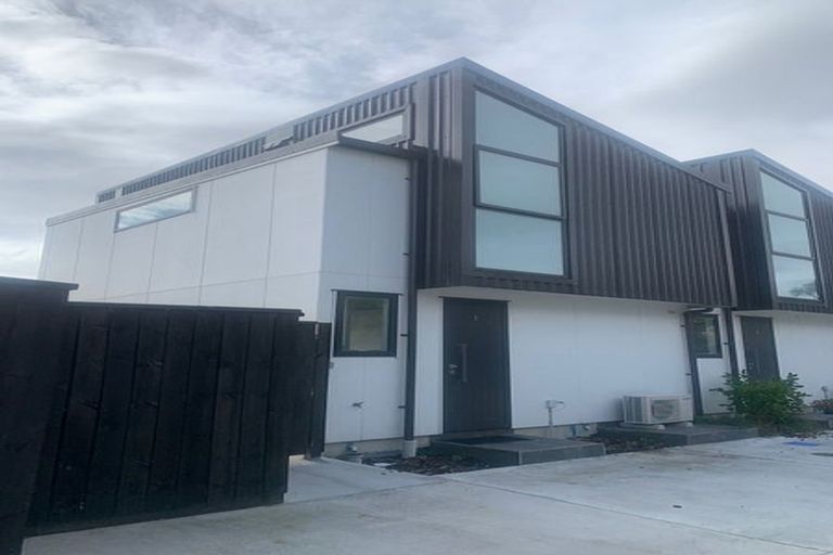 Photo of property in 21 Tireti Road, Titahi Bay, Porirua, 5022