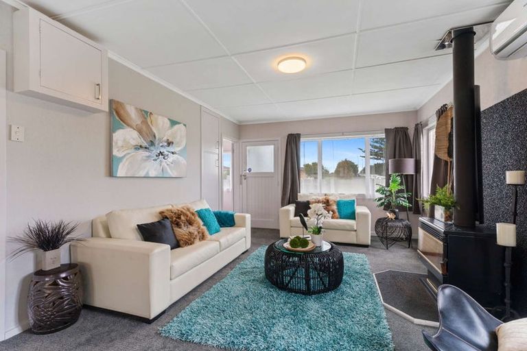 Photo of property in 69 King Street, Waiuku, 2123