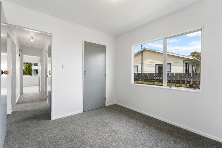Photo of property in 14 Guy Avenue, Levin, 5510