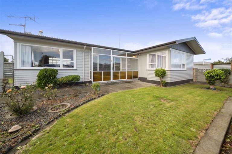 Photo of property in 8 Tawa Street, Hawera, 4610