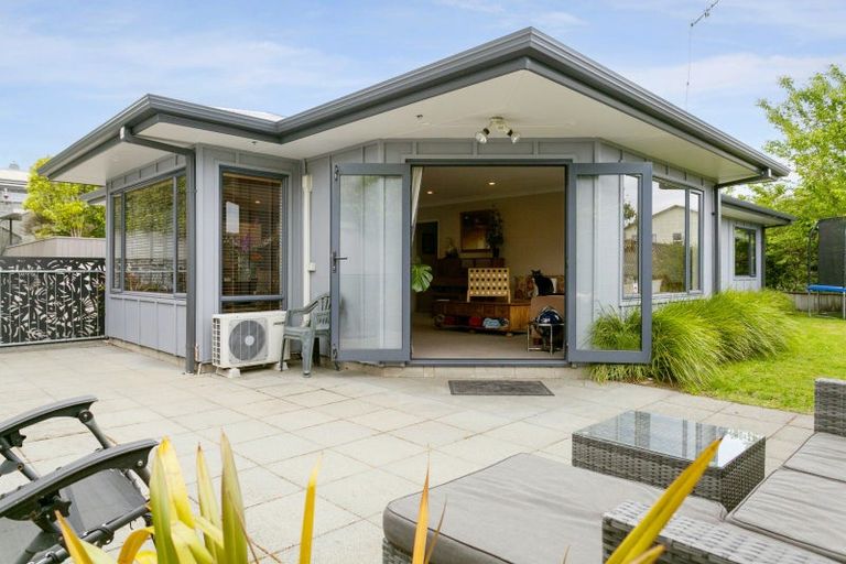 Photo of property in 9 Sunset Street, Hilltop, Taupo, 3330