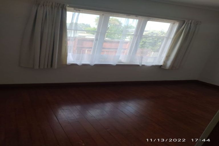 Photo of property in 26 Rosier Road, Glen Eden, Auckland, 0602