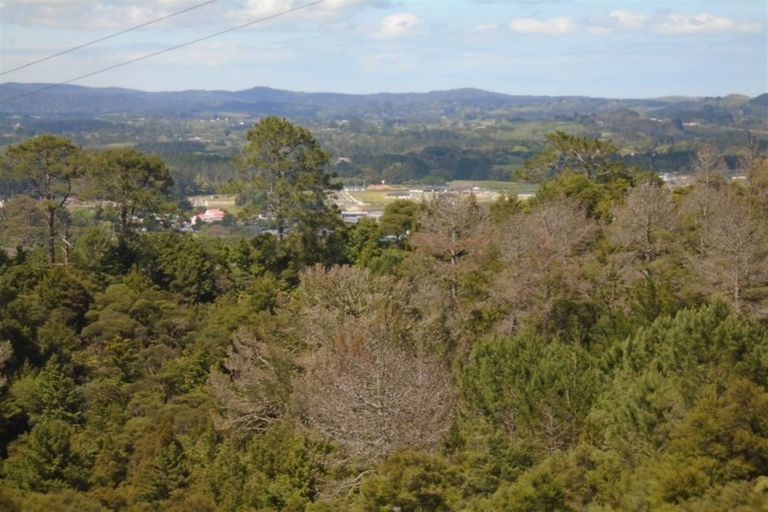 Photo of property in 43a Pinetone Road, Kumeu, 0892