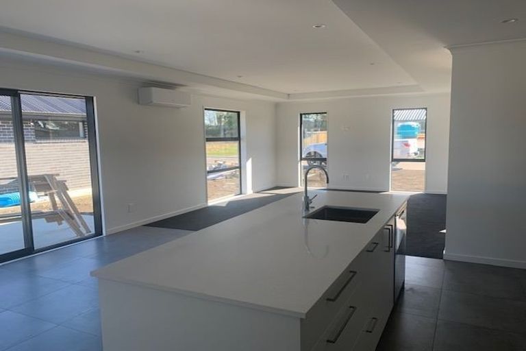 Photo of property in 31 Maitland Crescent, Rolleston, 7614