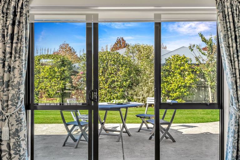 Photo of property in 11 Mistral Road, Northwood, Christchurch, 8051