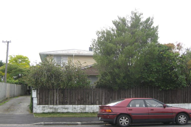 Photo of property in 16 Croziers Road, St Albans, Christchurch, 8052