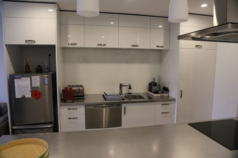 Photo of property in 1/86 Hurlstone Drive, Waiwhakaiho, New Plymouth, 4312