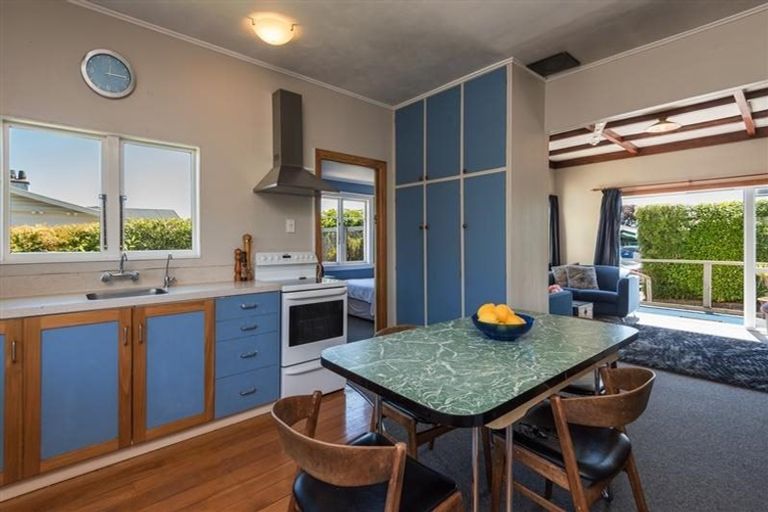 Photo of property in 27 Oxford Street, Richmond, 7020