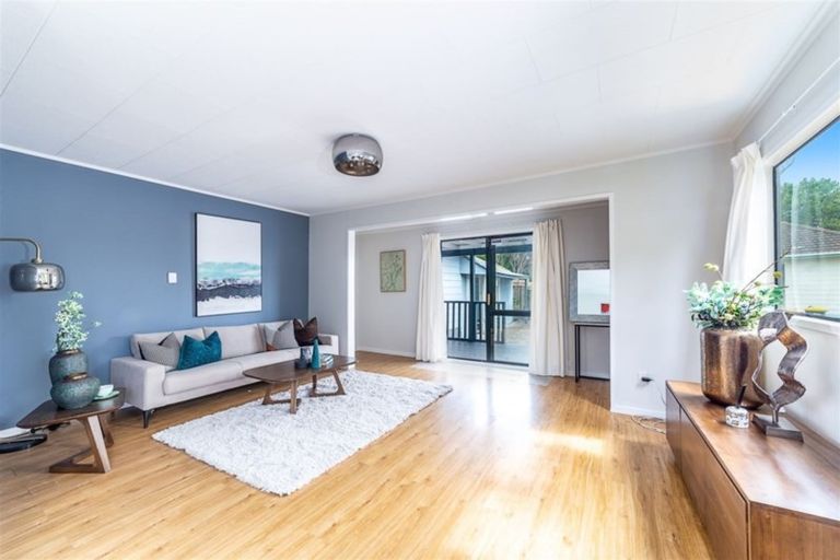 Photo of property in 30 Silverstone Place, Henderson, Auckland, 0612