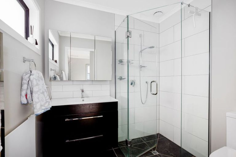 Photo of property in 24 Queen Charlotte Drive, Aotea, Porirua, 5024