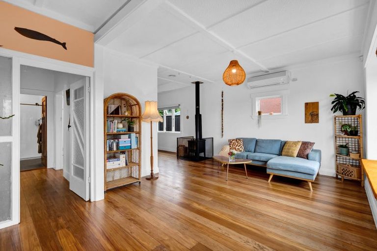 Photo of property in 21 Gaine Street, New Plymouth, 4310