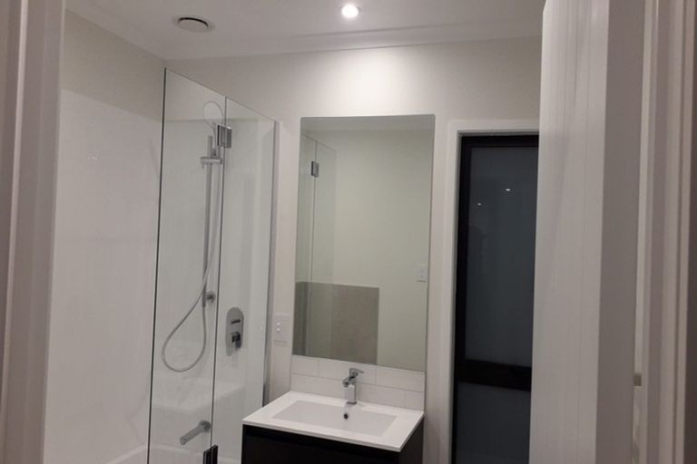 Photo of property in 2 Liquidambar Drive, Hobsonville, Auckland, 0616