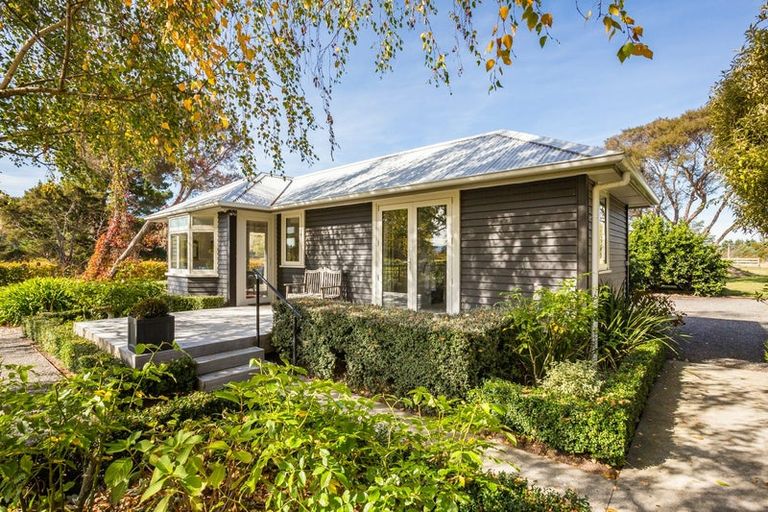 Photo of property in 836 State Highway 2, Opaki, Masterton, 5881