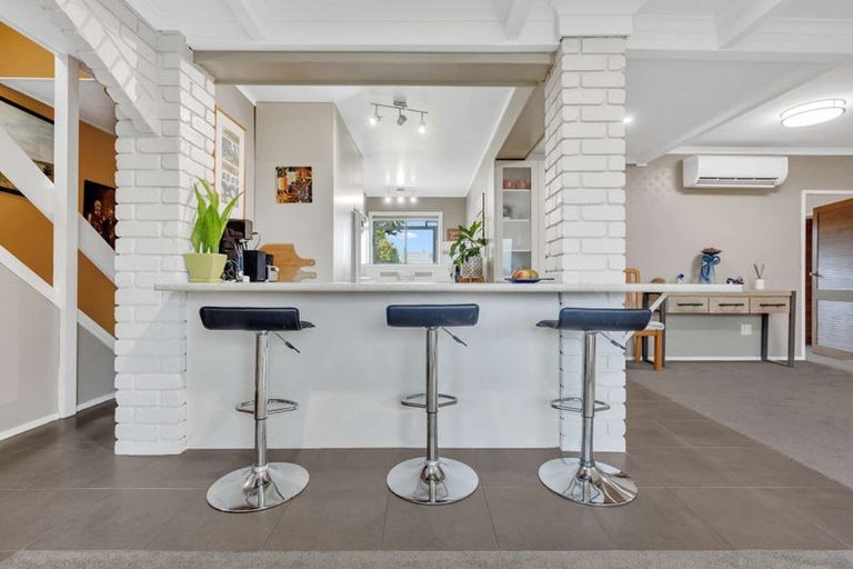 Photo of property in 4 Willow Avenue, Hannahs Bay, Rotorua, 3010