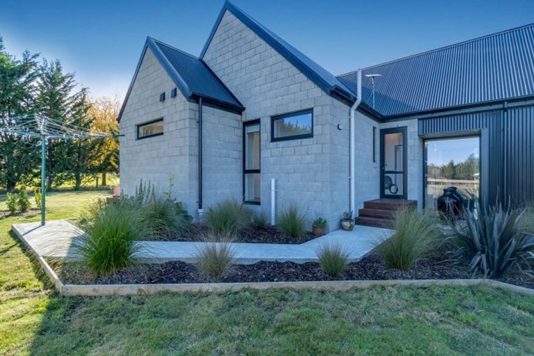 Photo of property in 7 Adian Way, Loburn, Rangiora, 7472
