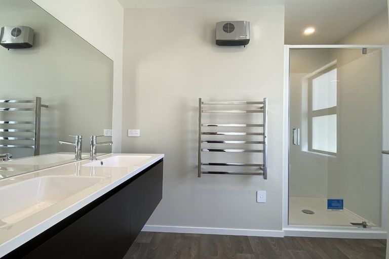 Photo of property in 36 Muster Road, Jacks Point, 9371