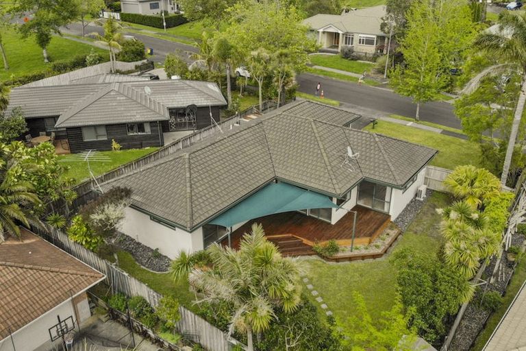 Photo of property in 30 Bushlands Park Drive, Albany, Auckland, 0632
