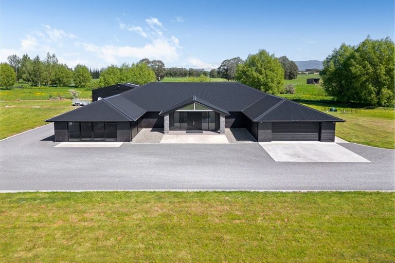Photo of property in 438 Park Road, Parkvale, Carterton, 5792